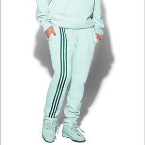 Ivy Park x Adidas Sweatpants